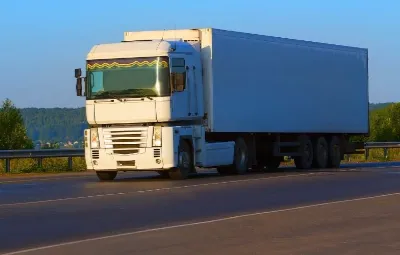 İzmir ile Osmanbey Arası Öğrenci Eşyası Taşıma